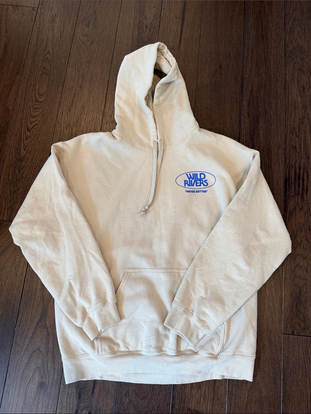 Gildan Cream Hoodie with Blue Wild Rivers Logo Size Medium - C27-182